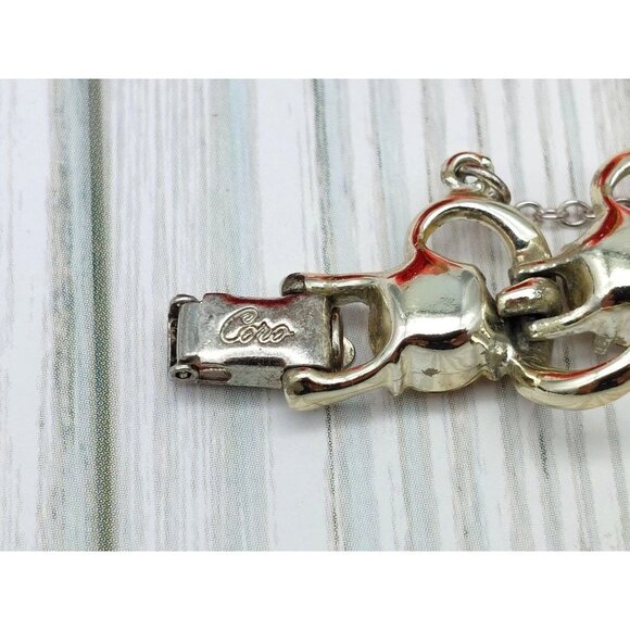 Beautiful Vintage CORO Silver Tone Swirl Crystal Link Bracelet Safety Chain 7" - Picture 10 of 11